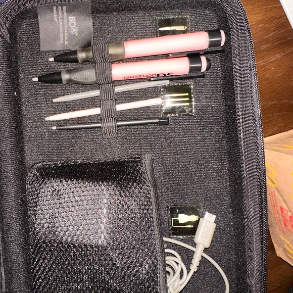 Selling 3 Nintendo’s - Picture 4 of 5